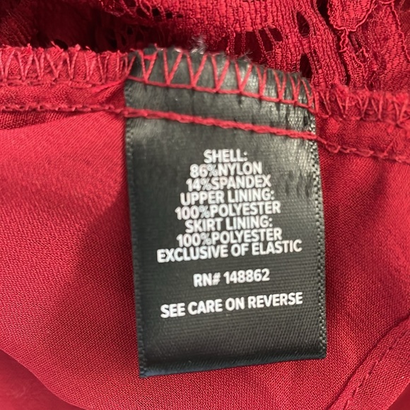 New Torrid Dark Red Lace Short Sleeve Babydoll Top Size 2X - Picture 10 of 12